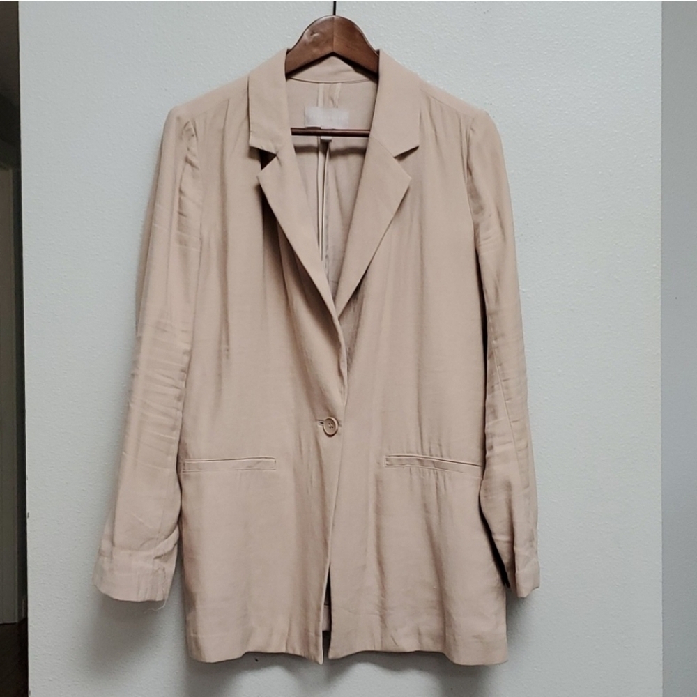 Chelsea 28 tan long blazer